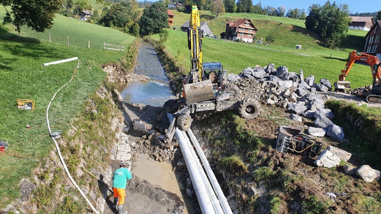 Schönbächler Baggerbetrieb AG | Bachverbauungen | Rickenthalbach