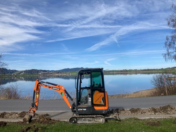 Schönbächler Baggerbetrieb AG | Maschinenpark | Doosan DX 19