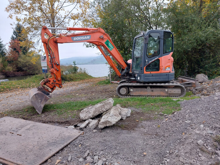 Schönbächler Baggerbetrieb AG | Maschinenpark | Doosan DX 60R