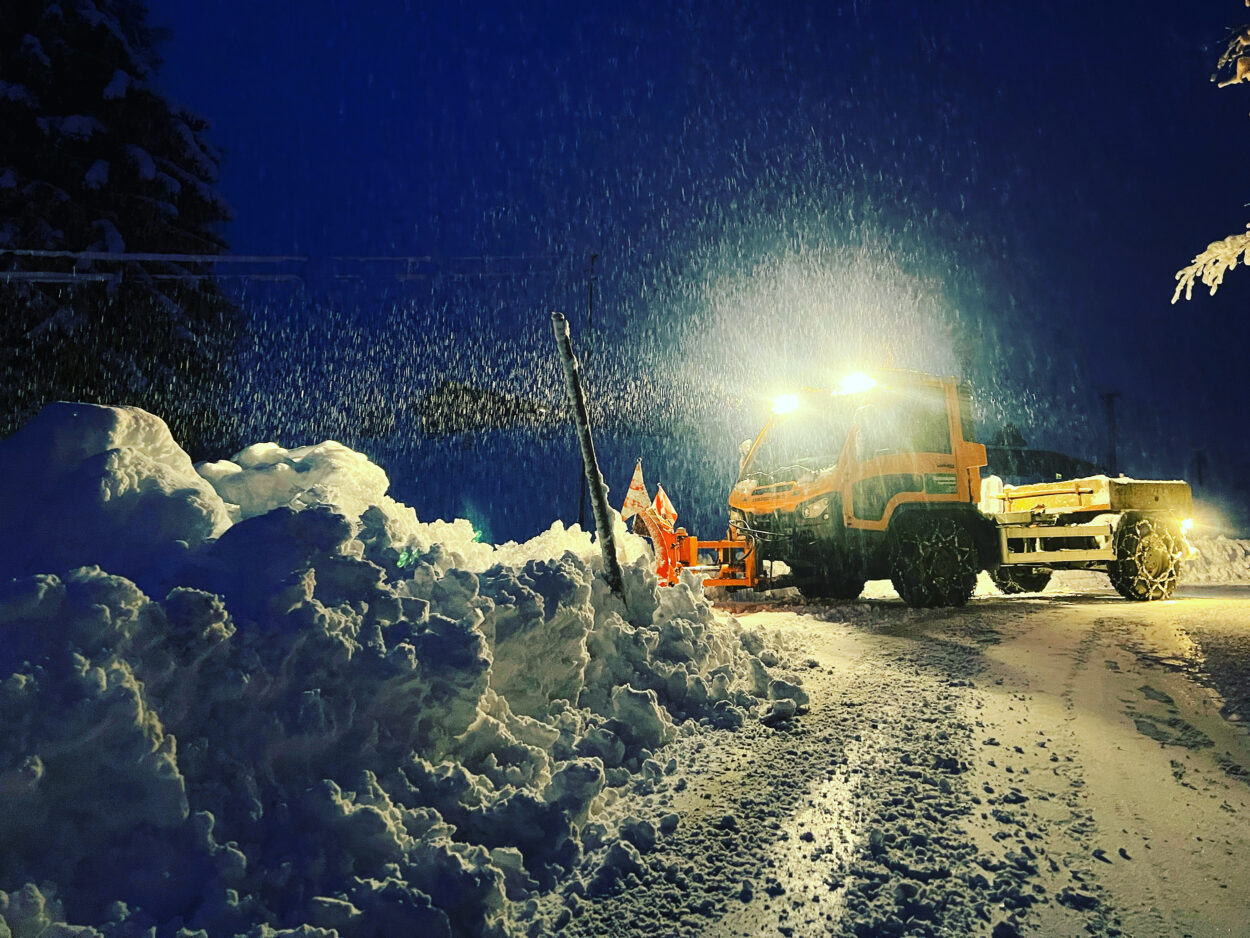 Schönbächler Baggerbetrieb AG | Schneeräumung 5