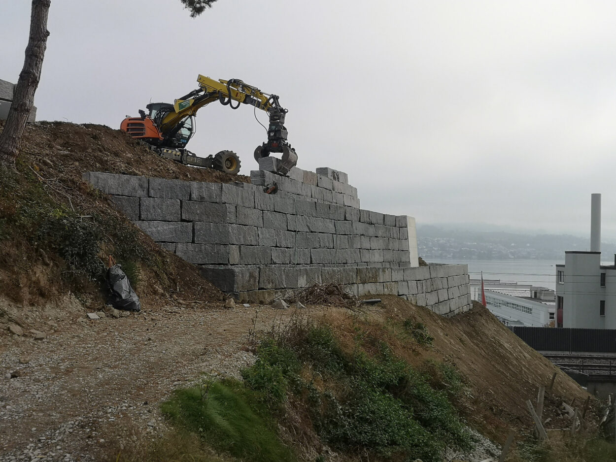 Schönbächler Baggerbetrieb AG | Steinmauern | Horgen