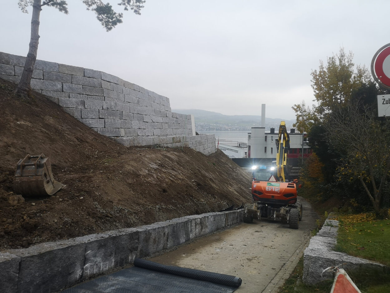 Schönbächler Baggerbetrieb AG | Steinmauern | Horgen