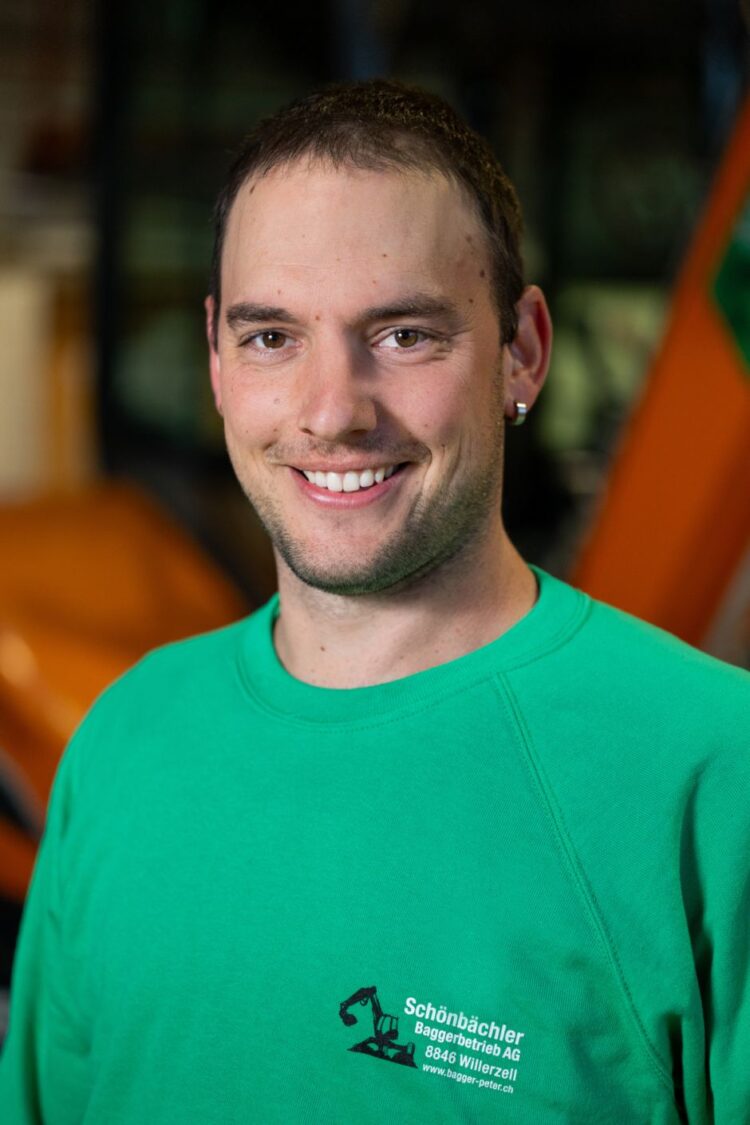 Schönbächler Baggerbetrieb AG | Team | Daniel Reichlin